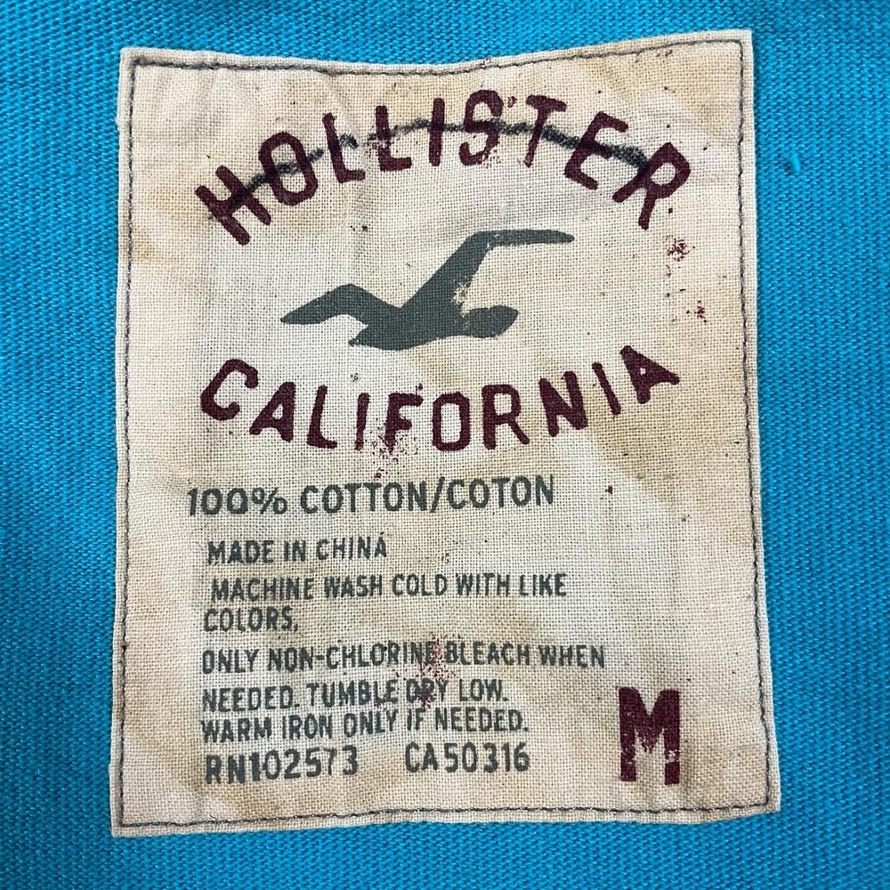 HOLISTER AUTHENTIC SKY BLUE CREW NECK T-SHIRT FOR MEN’S & WOMEN’S - Picture 5 of 6